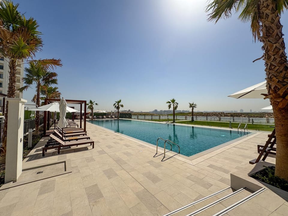 2BR Apartment Golf View Near Yas Attractions Apartment in Abu Dhabi