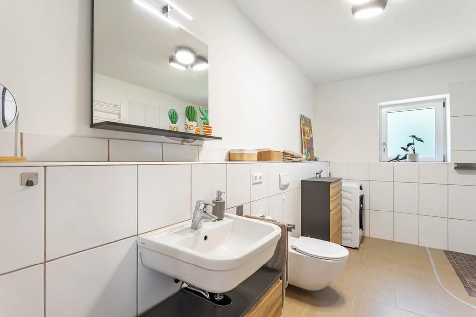 Bathroom, Living room