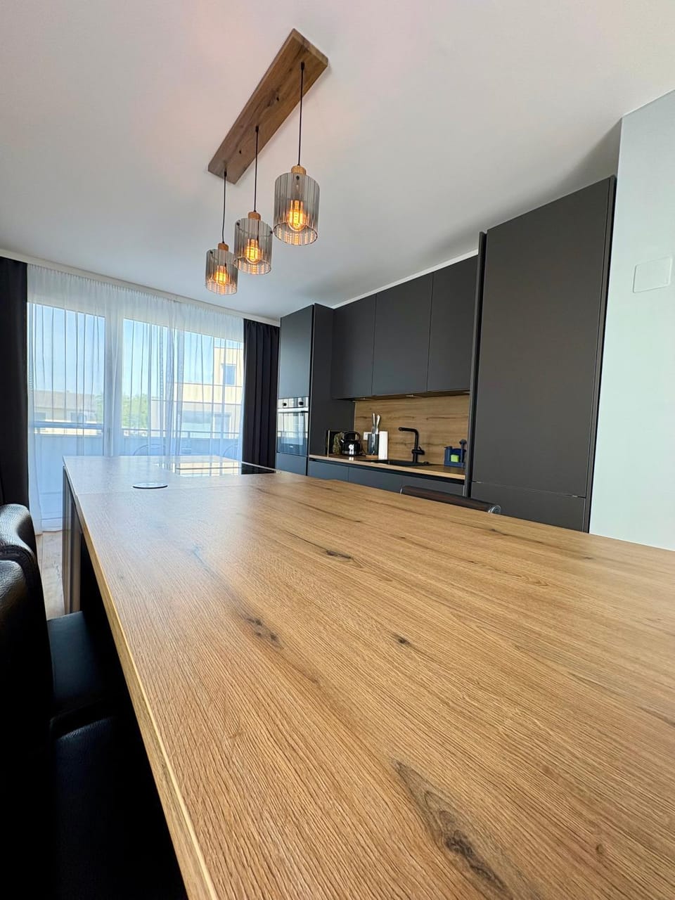Dining area, kitchen