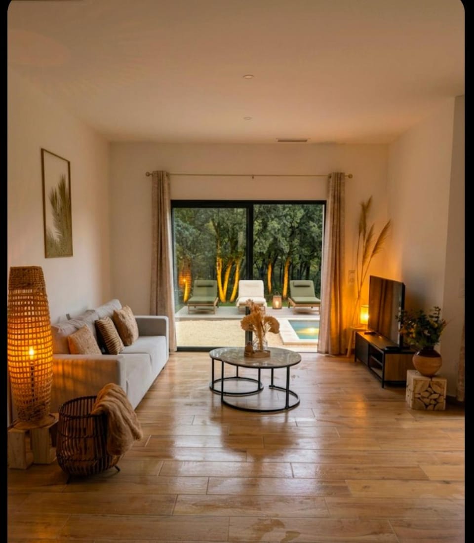 Jardin d'Adhémar , Piscine & Charme Grignan Villa in Grignan