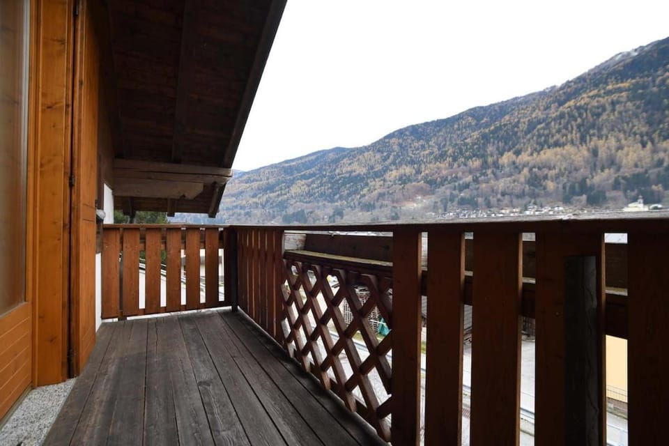 Apt Carla con vista a Strembo Apartment in Province of Brescia