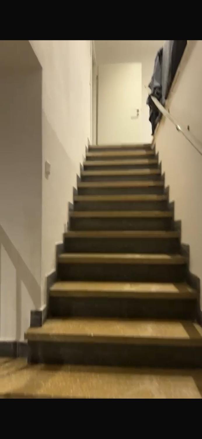 Monteurwohnung mit Parkplatz Ideal für Firmen & Langzeitaufenthalt Apartment in Duisburg