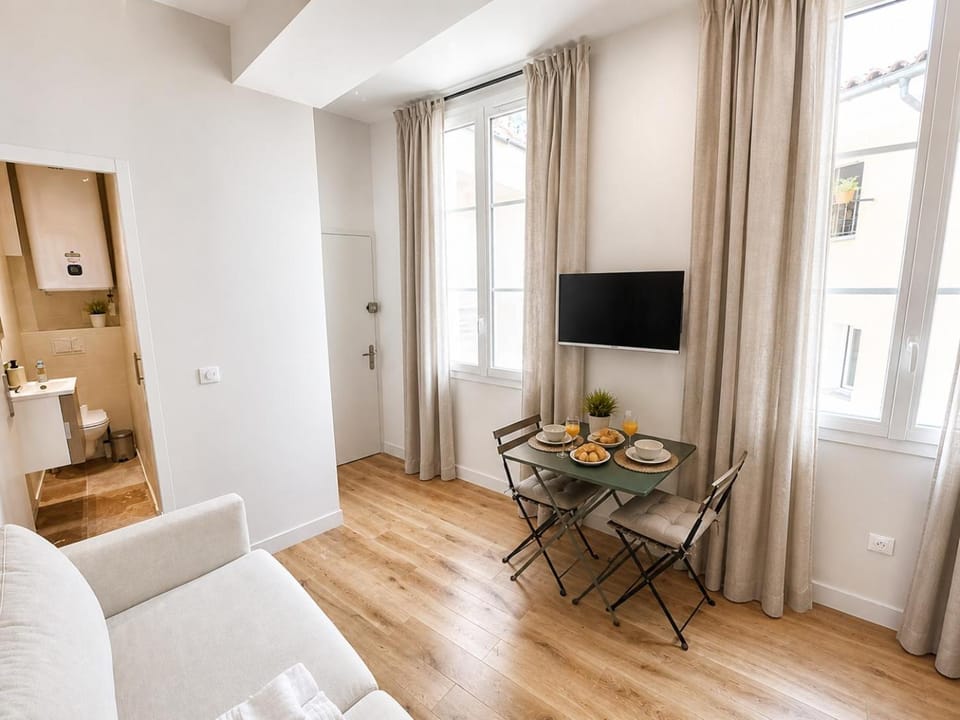 Lou Cezanne Apartment in Aix-en-Provence