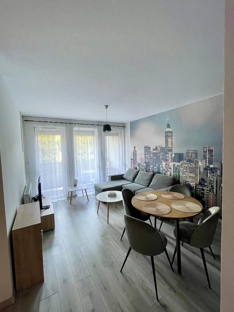 Living room, Seating area
