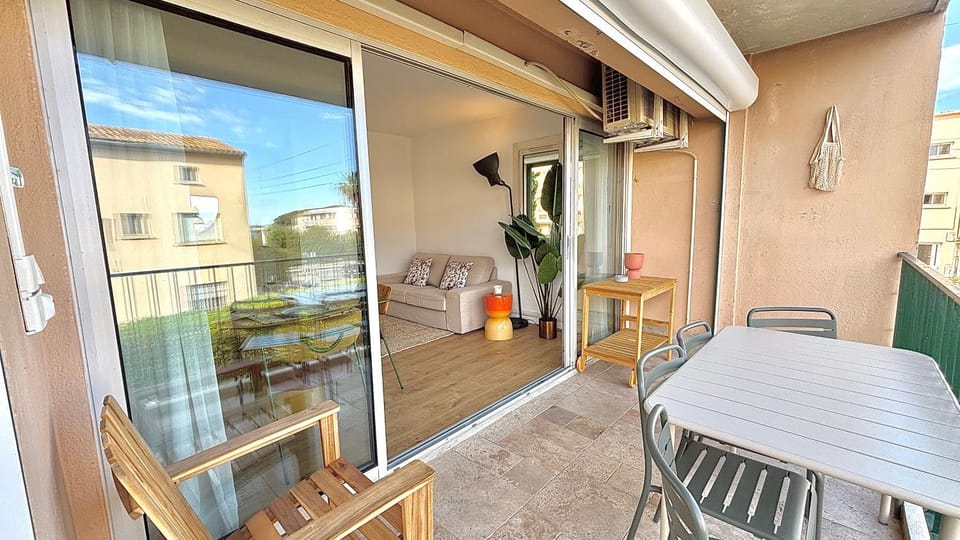Le Neptune - Appartement confort & design situé en bord de mer Apartment in Cavalaire-sur-Mer
