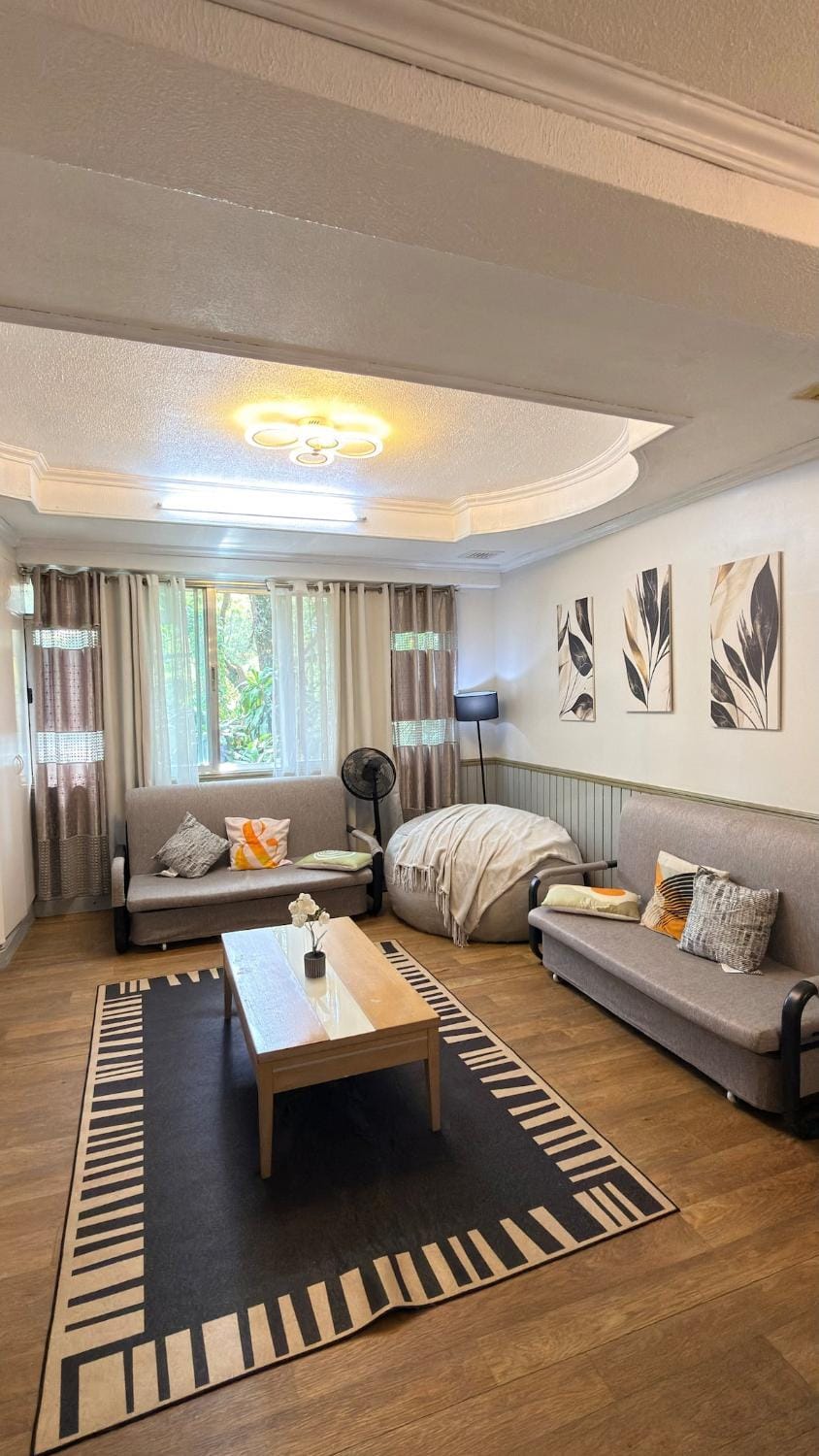 3 Bedroom 2 CR unit by La Vida Homestay Baguio Apartment in Baguio