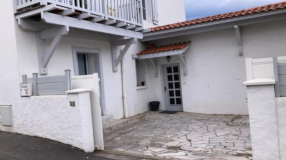 Maison familiale avec jardin, terrasse et parking House in Biarritz