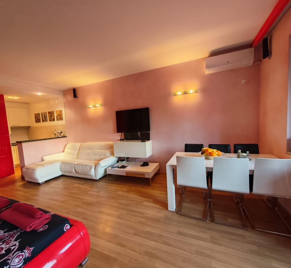 Casa di Boka Apartment in Dobrota