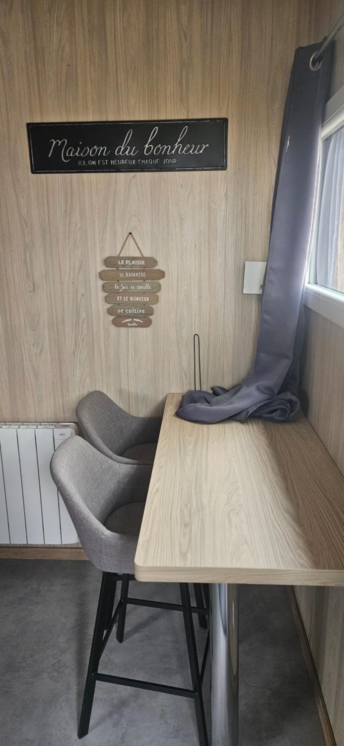 Chalet bois pour 2 avec balnéo Chalet in Auvergne-Rhône-Alpes