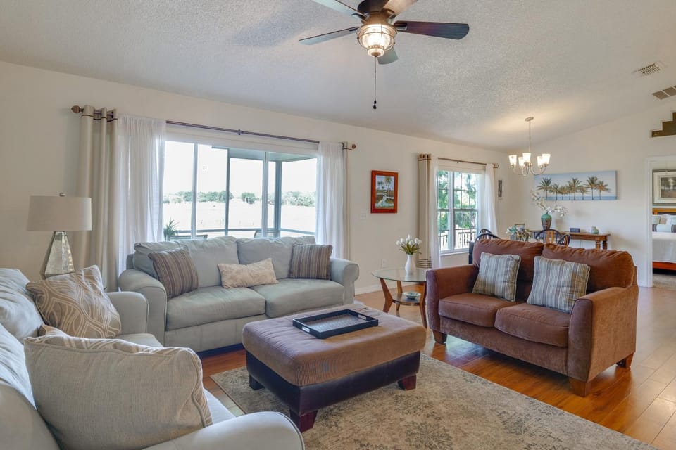 Work & Play in Apopka! Cozy Extended-Stay Home House in Apopka