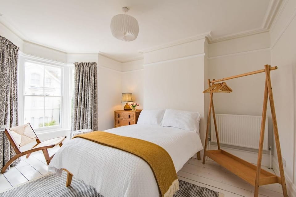 The Tide House by Keepers Cottages House in Broadstairs