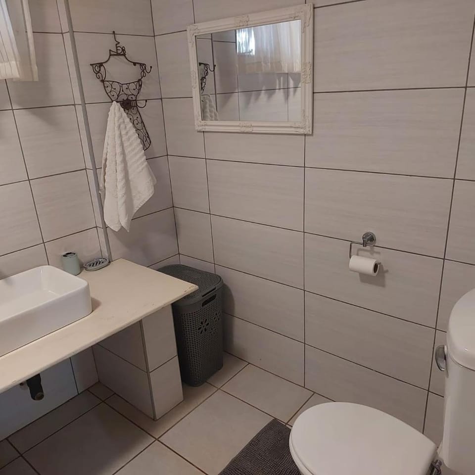 1atKruger Unit 2 Bed and Breakfast in South Africa