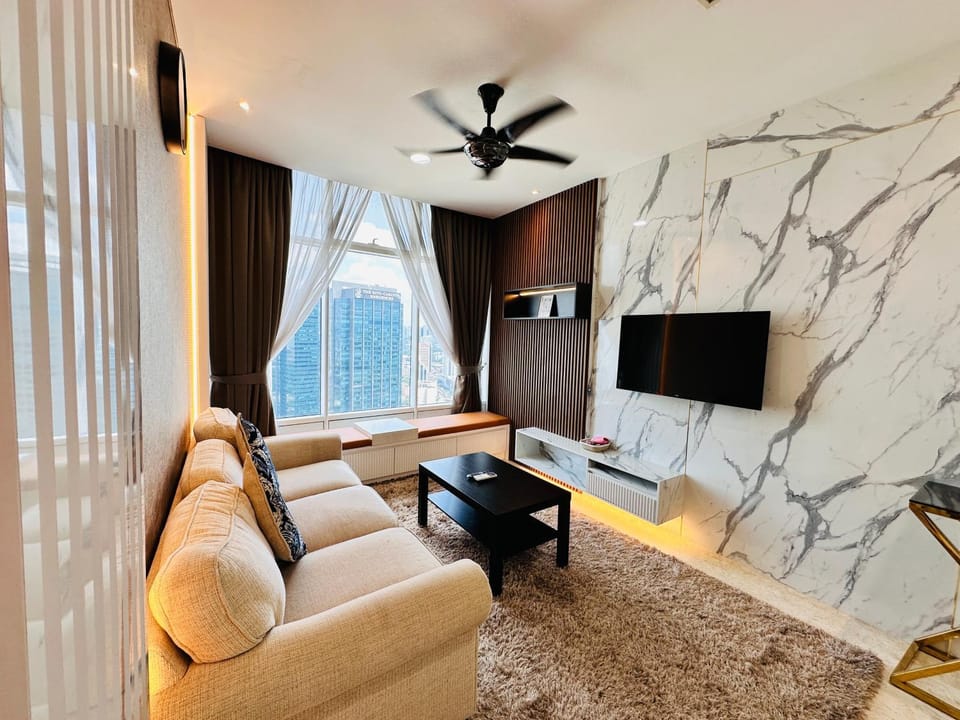 Communal lounge/ TV room, TV and multimedia, Living room, Seating area, Evening entertainment, fireplace