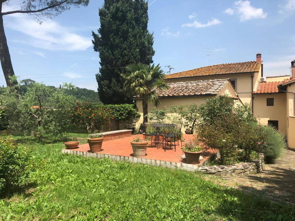 Property building, Garden view