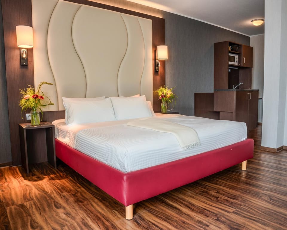 Bed, Photo of the whole room