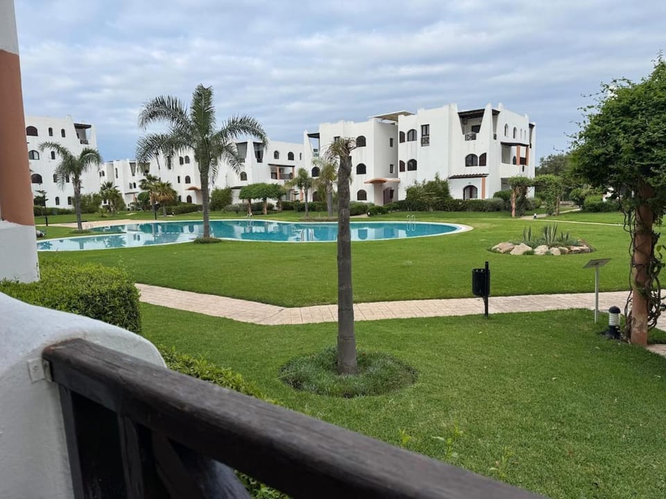 Garden, Swimming pool