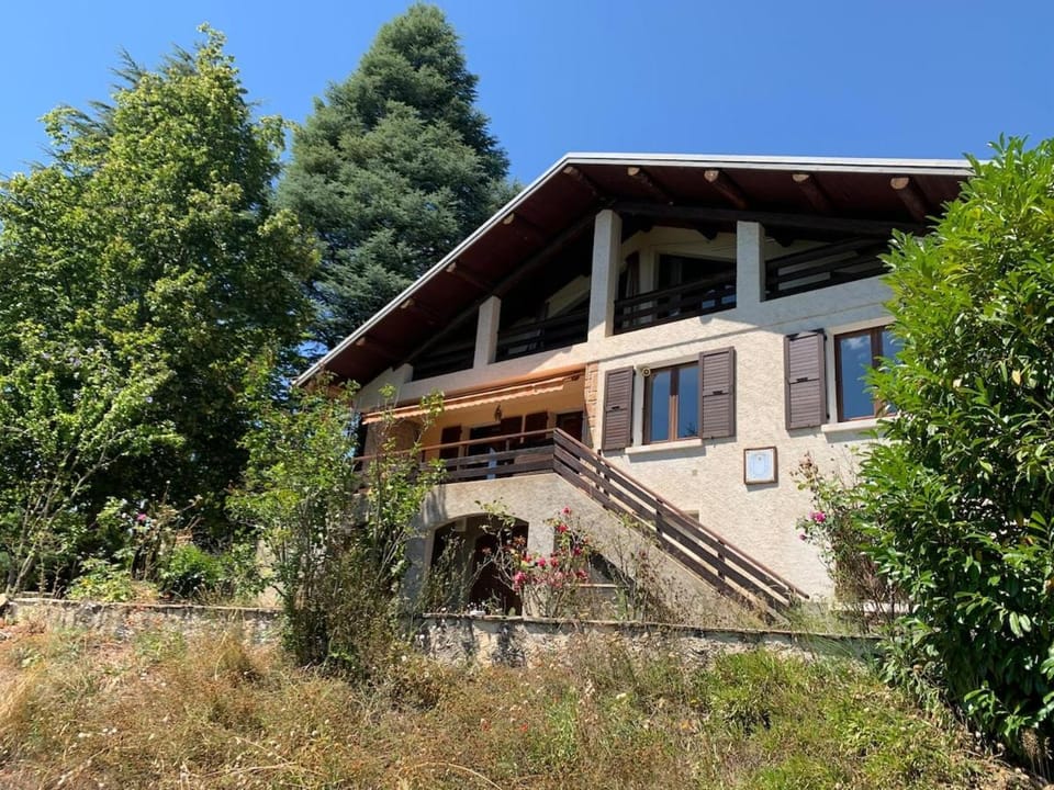 Grande maison avec vue lac et piscine privée House in Barcelonnette