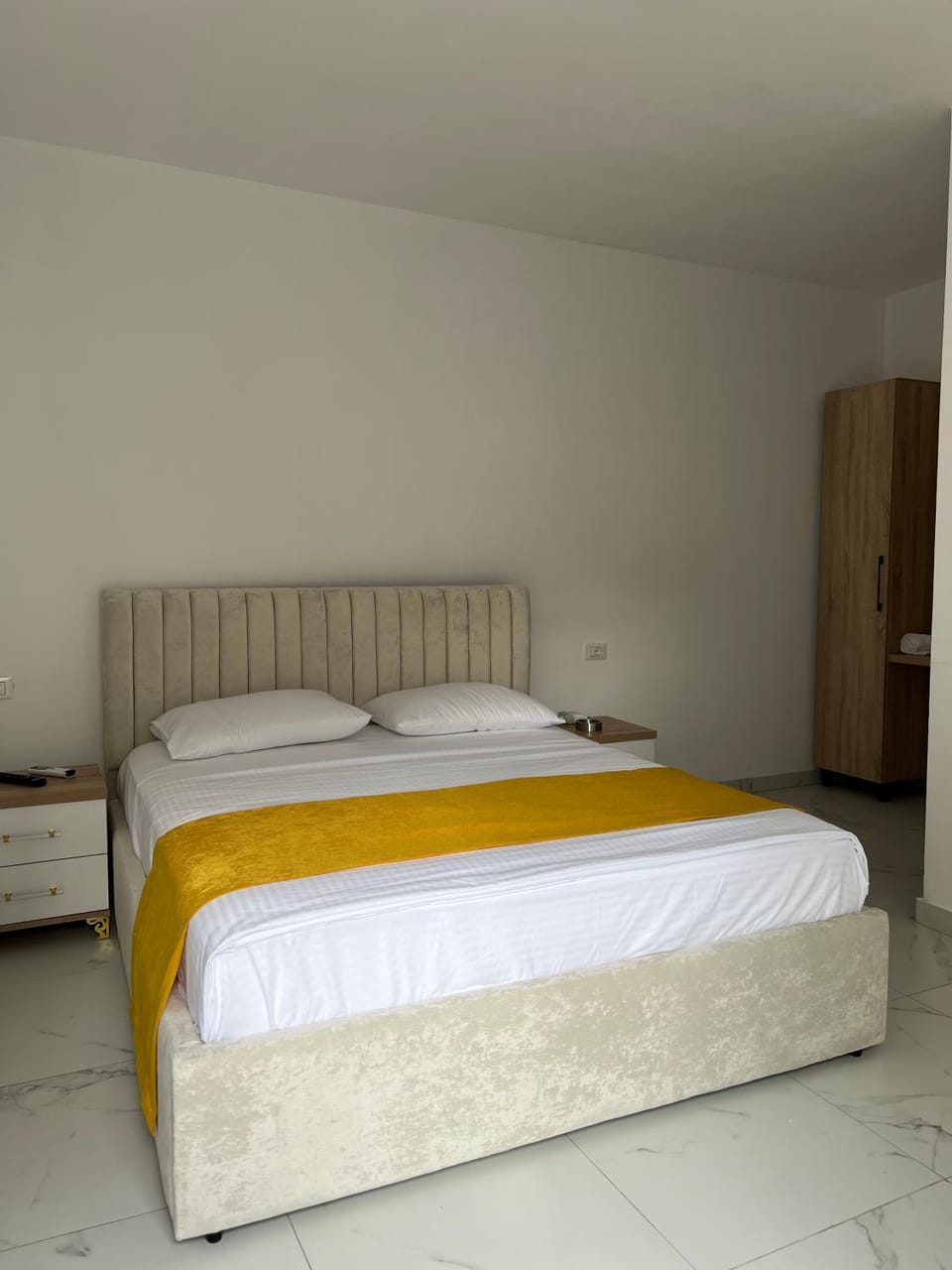 Aer Rooms Peshkopi Bed and Breakfast in Europe