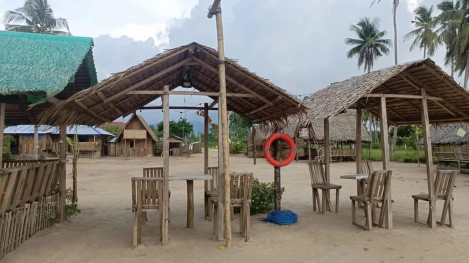 Elenas Campsite Resort in San Vicente