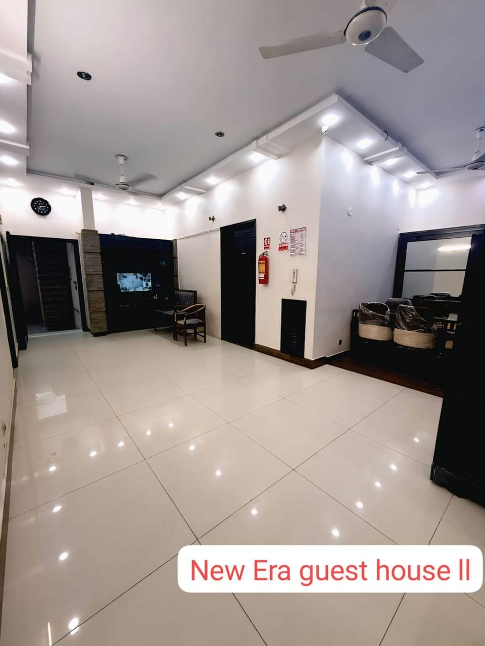 New Era 2 Bed and Breakfast in Karachi