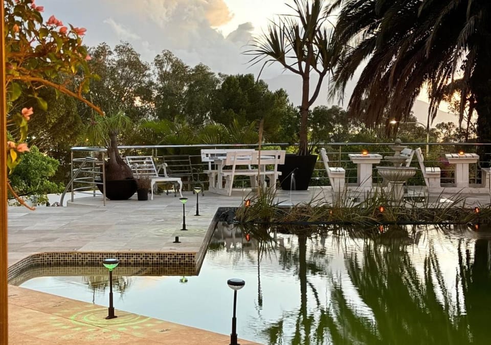 High End 420 Hotel & Members Club Bed and Breakfast in Cape Town
