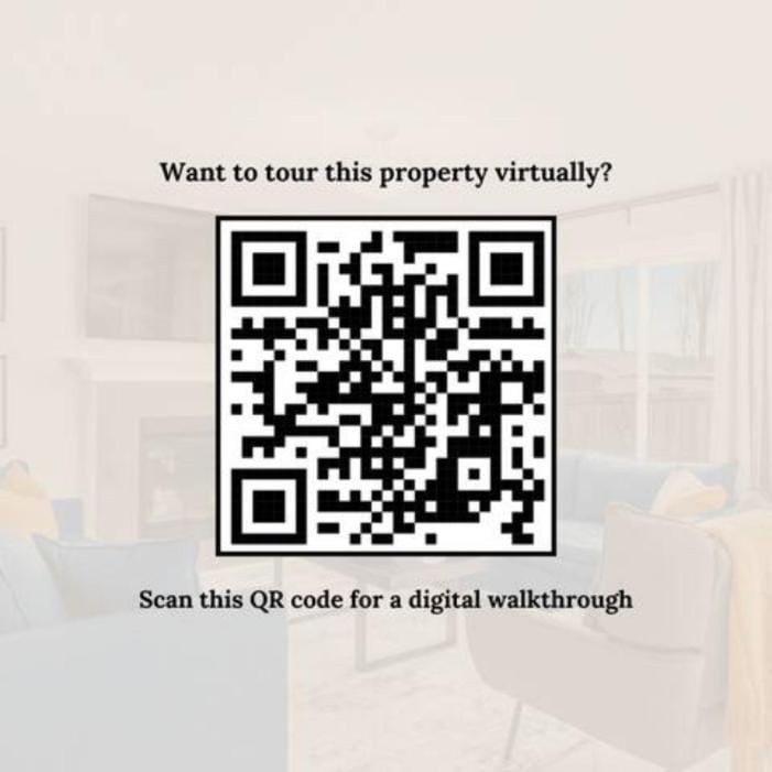 Living room, Text overlay