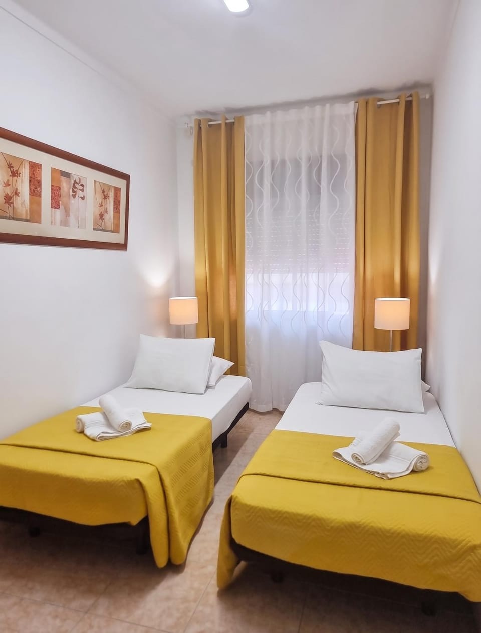 Spacious Apartment in Faro, 92 m² with Terrace Apartment in Faro