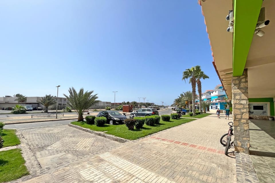 Street view, Parking
