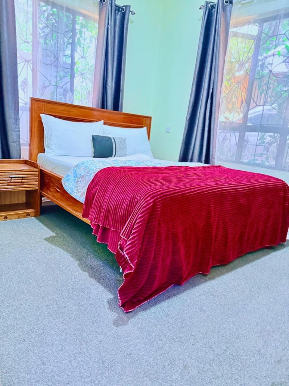 Bed, Photo of the whole room, Bedroom
