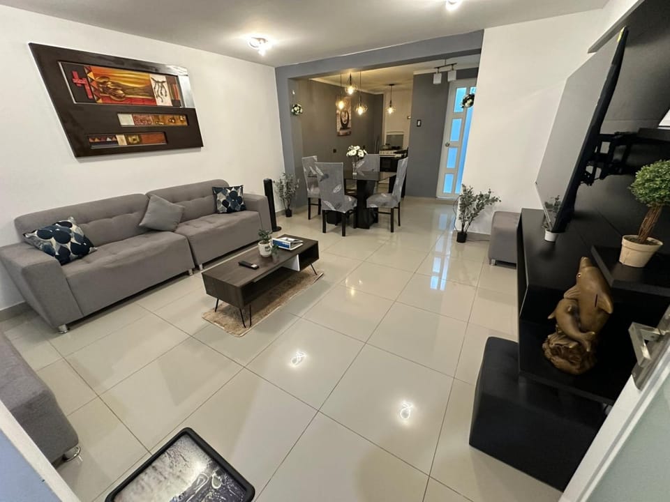 Brand New Apartment Government Palace WiFi Apartment in Lima