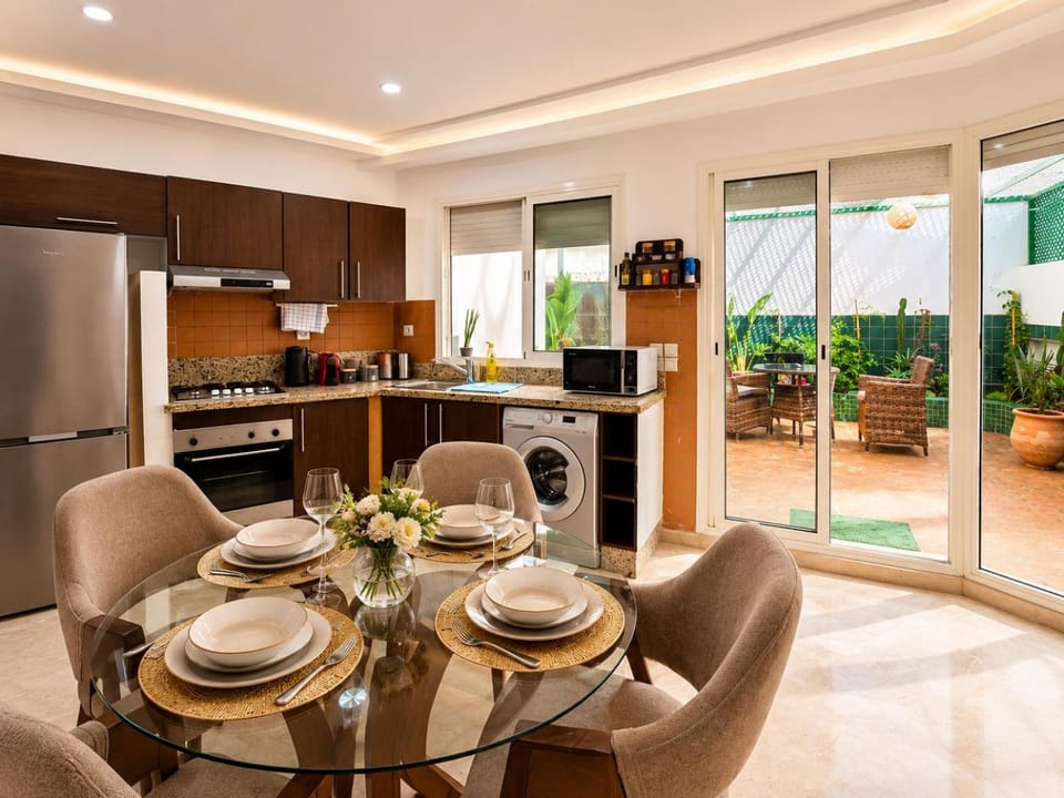 Appart 70m2 avec Patio Verdoyant au Cœur de Gauthier-Homecity Signature Apartment in Casablanca
