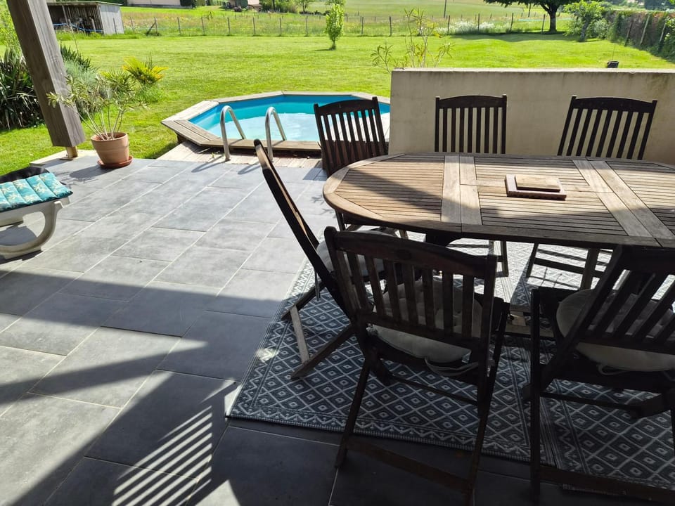 View (from property/room), Balcony/Terrace, Dining area, Pool view, Swimming pool