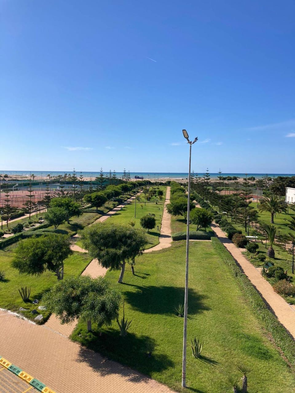 Évadez-vous ! Pied dans l'eau avec vue sur piscine Apartment in Casablanca-Settat