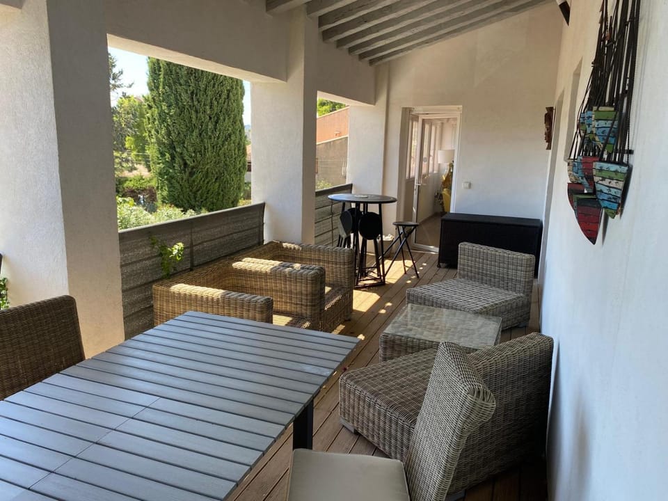Appartement Ali 3 chb 2 sdb Independant a la Ciotat a 700 m de la mer Apartment in La Ciotat