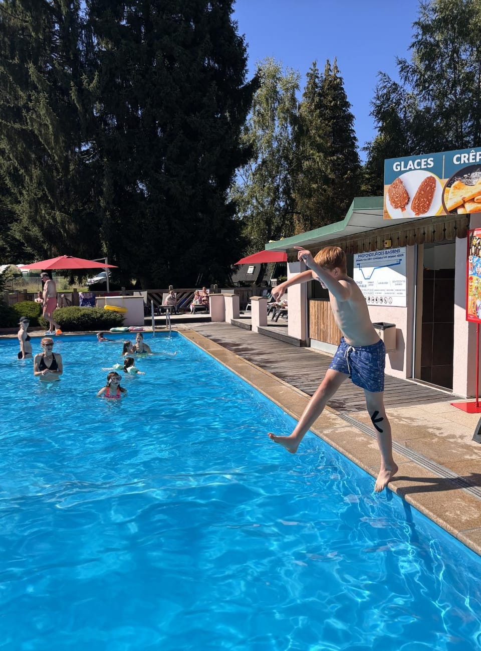 Swimming pool