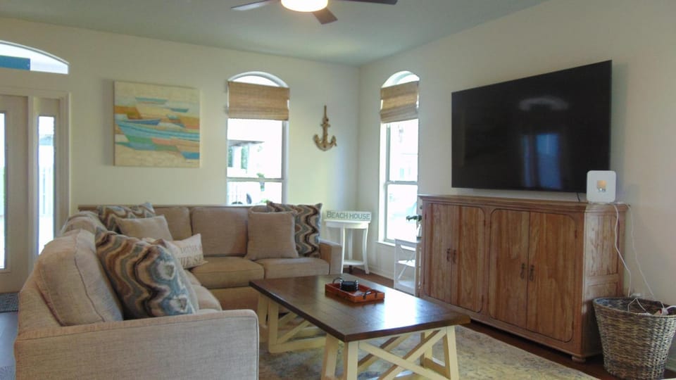 Flamingo Cove House in Miramar Beach