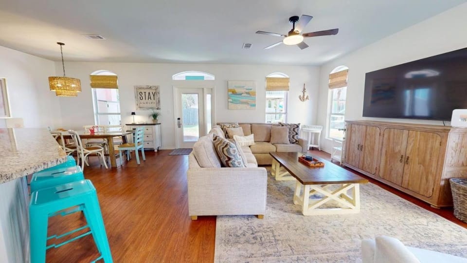 Flamingo Cove House in Miramar Beach