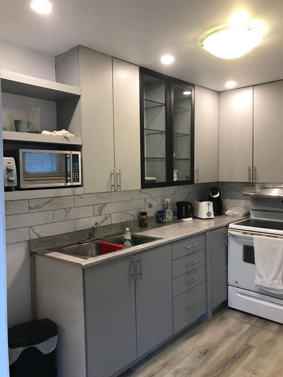 Kitchen or kitchenette