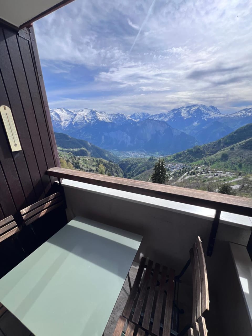 Appartement cosy 6 pers - proche pistes - balcon - parking privé Apartment in Huez