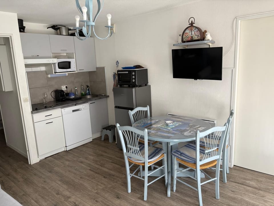 Appartement 4 personnes avec terrasse Centre ville Apartment in Cauterets
