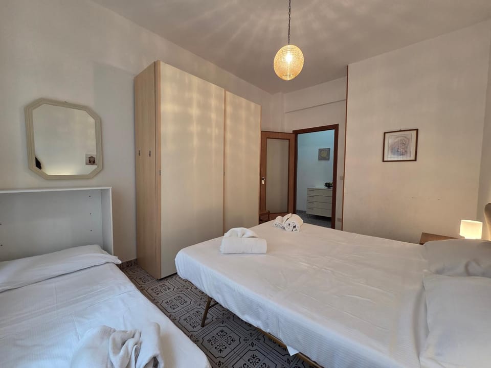Agata - By Turent Apartment in Pietra Ligure