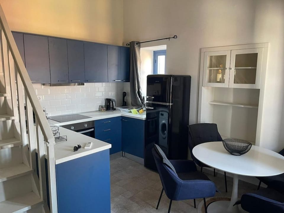 House Plito - Halki Apartment in Decentralized Administration of the Aegean