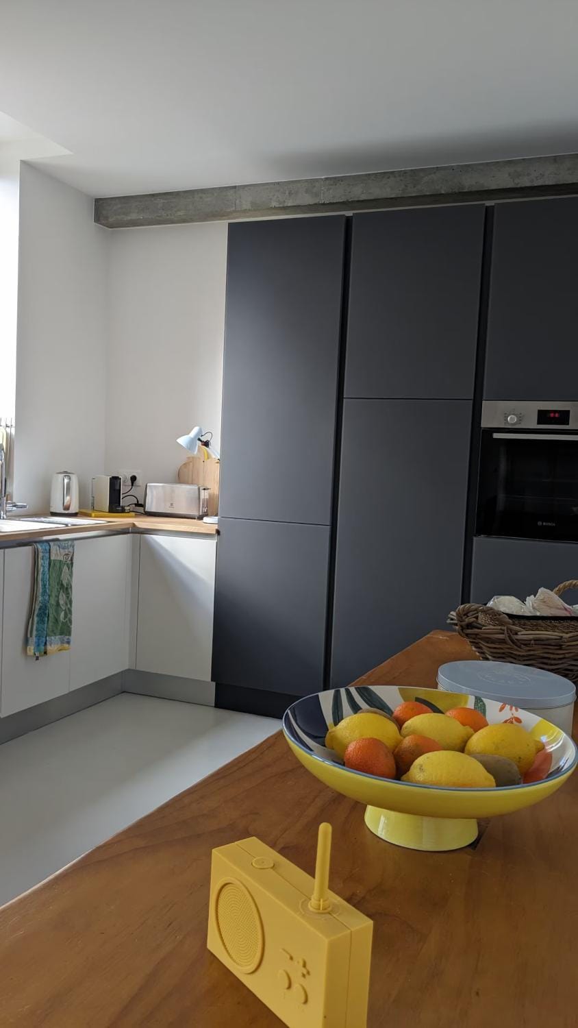 Kitchen or kitchenette, Living room