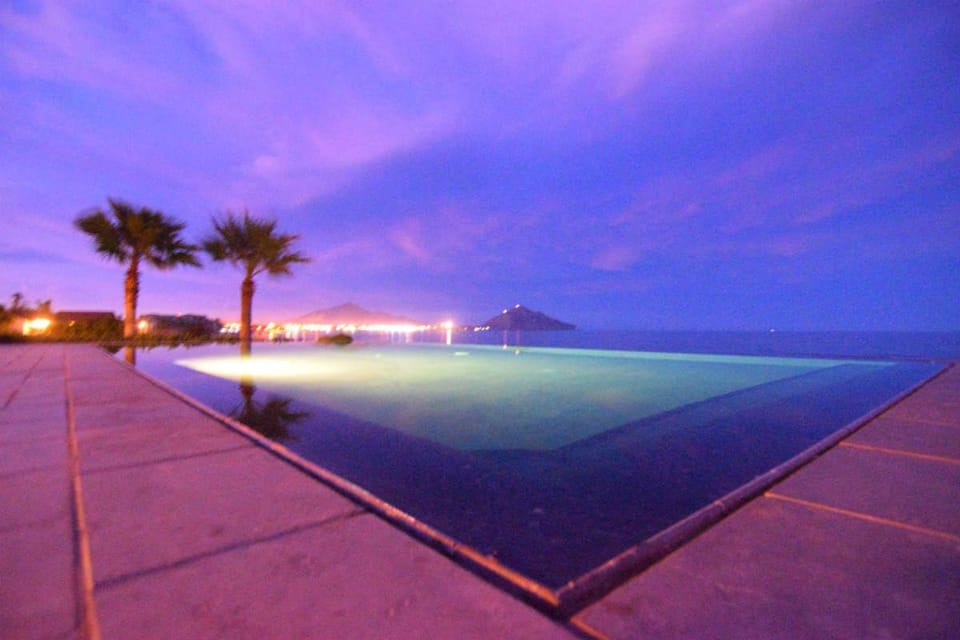 Playa del Paraiso Deluxe Rental House in San Felipe