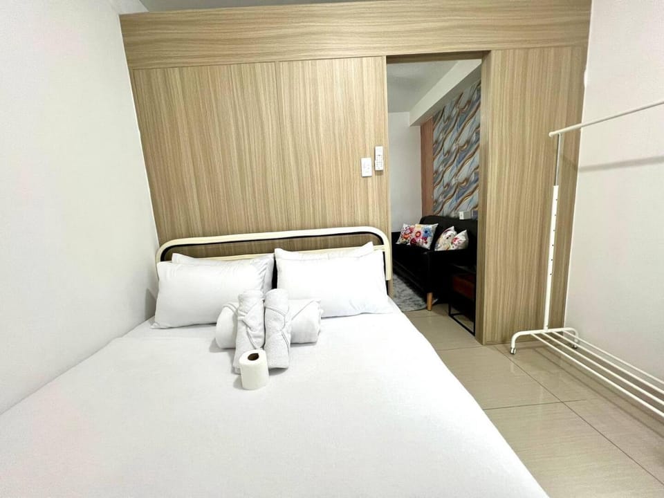 Staycation Pasay near Airport & Mall of Asia 1006 House in Pasay