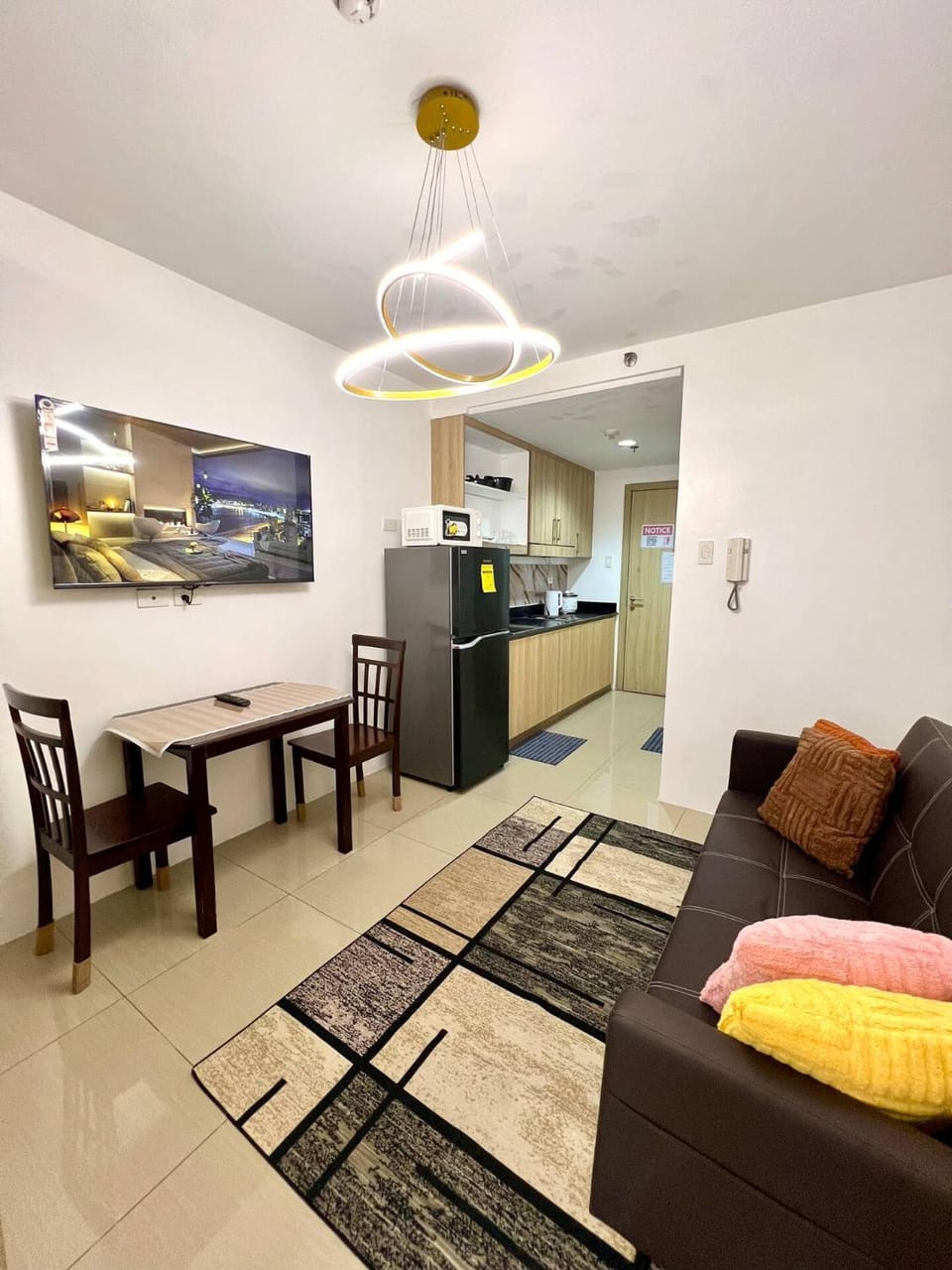Staycation Pasay near Airport & Mall of Asia 1168 House in Pasay