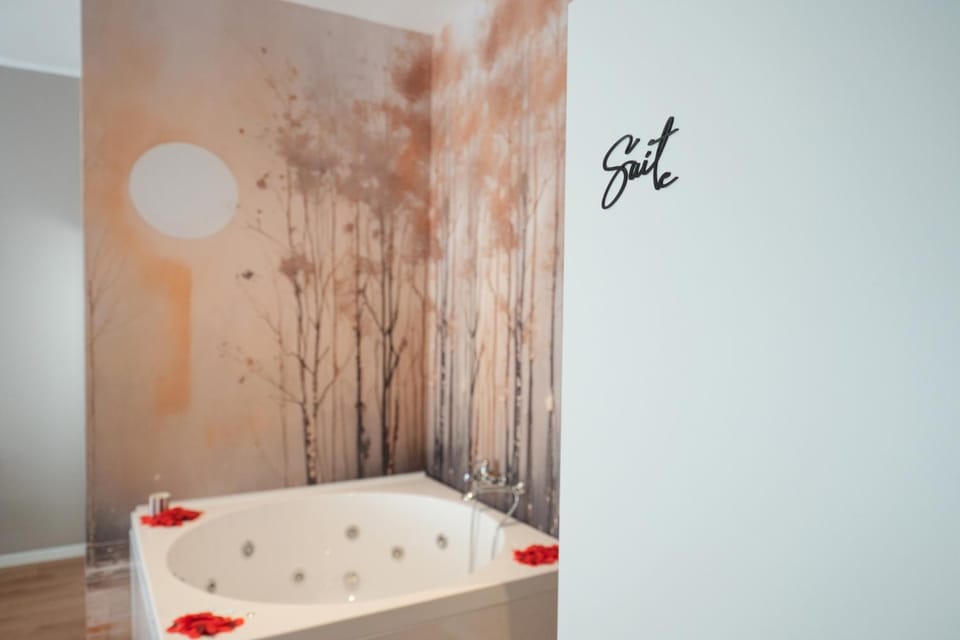 Hot Tub, Bathroom, Bath