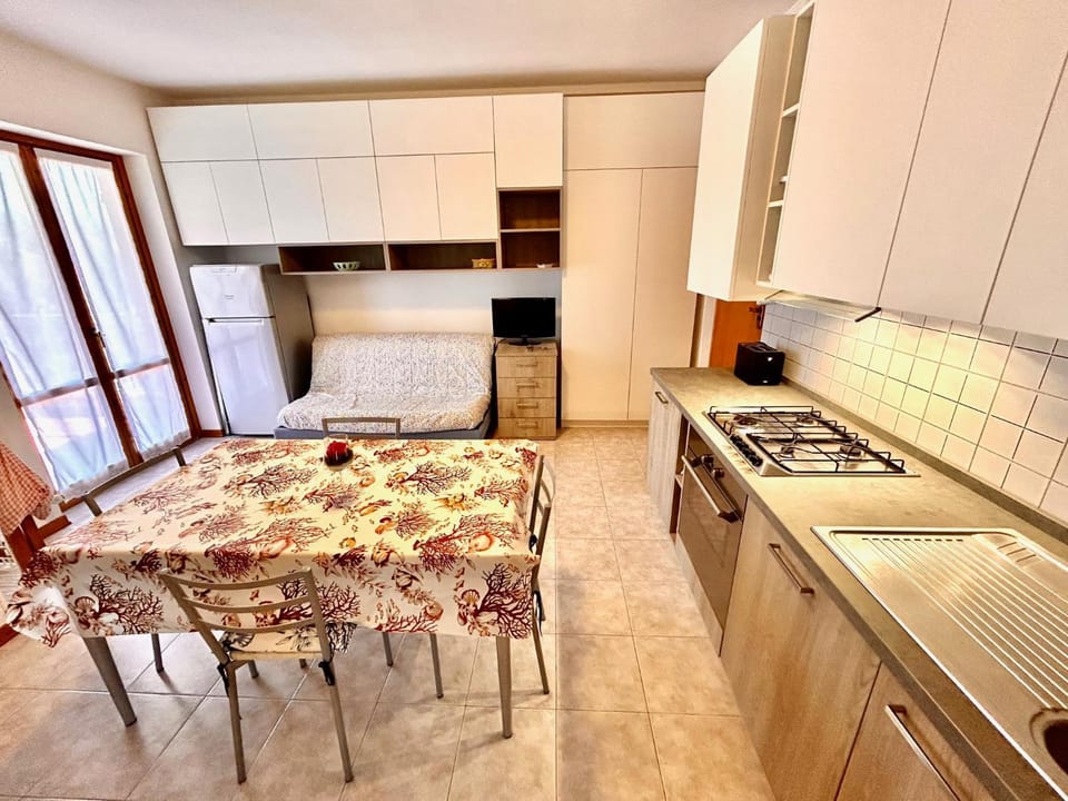 POSITANO comodo con terrazzo e posto auto Apartment in Marcelli