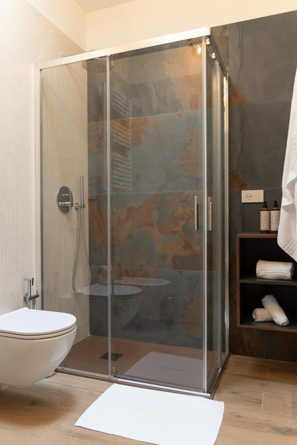 Shower, Toilet, Bathroom, bidet, hair dryier, towels