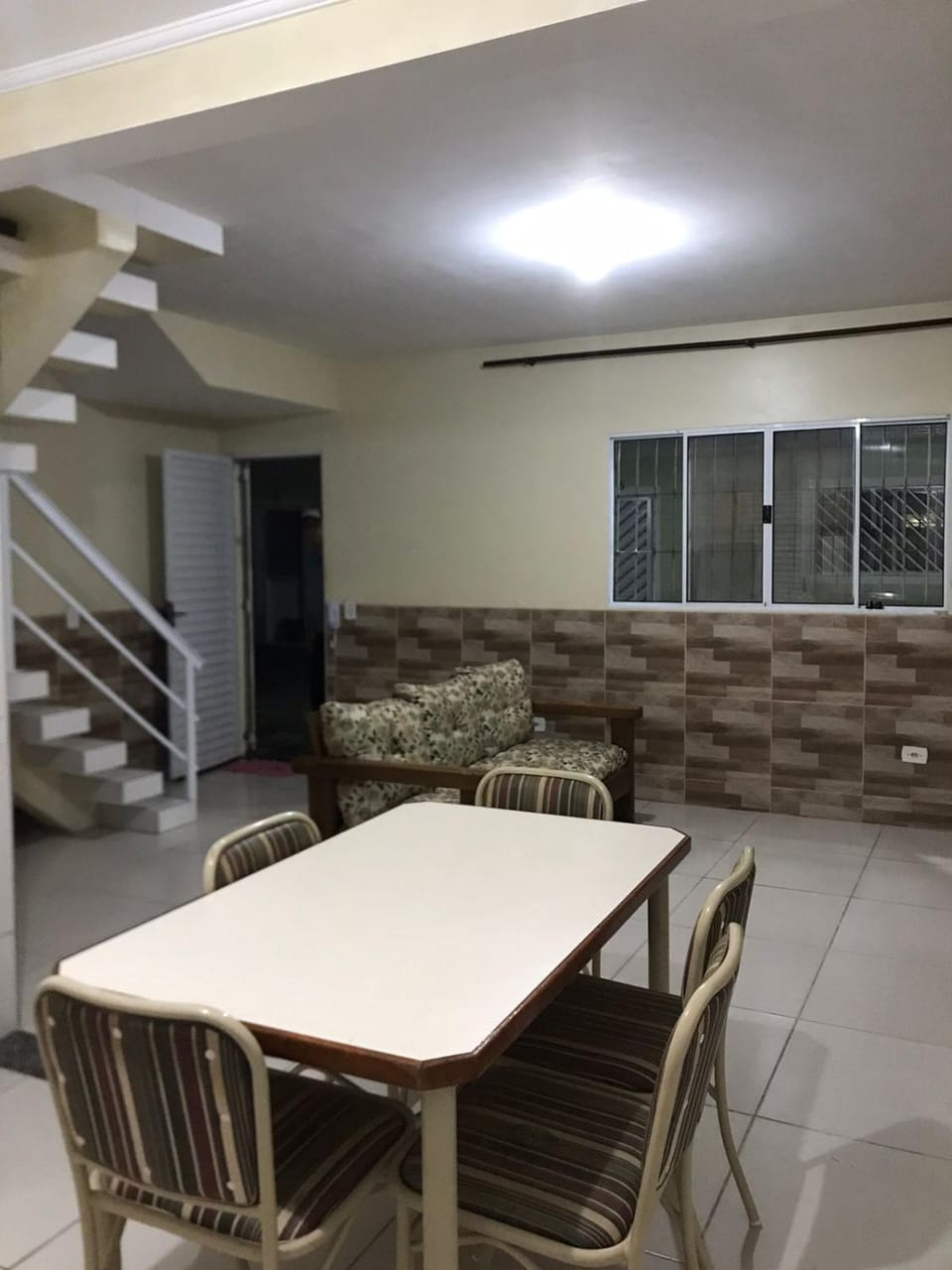 Sobrado Iguaçu House in Itanhaém